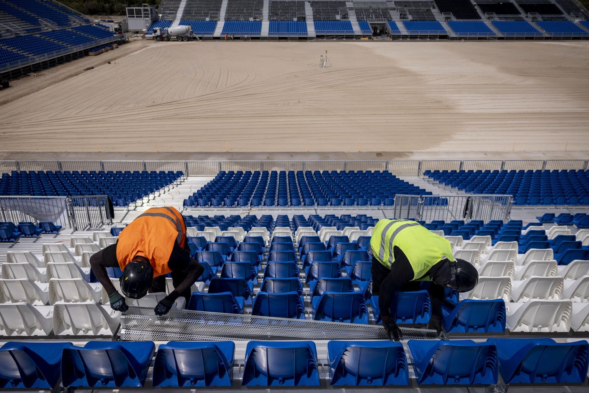 En imágenes | Así ha sido la construcción de la 'mini Romareda' 