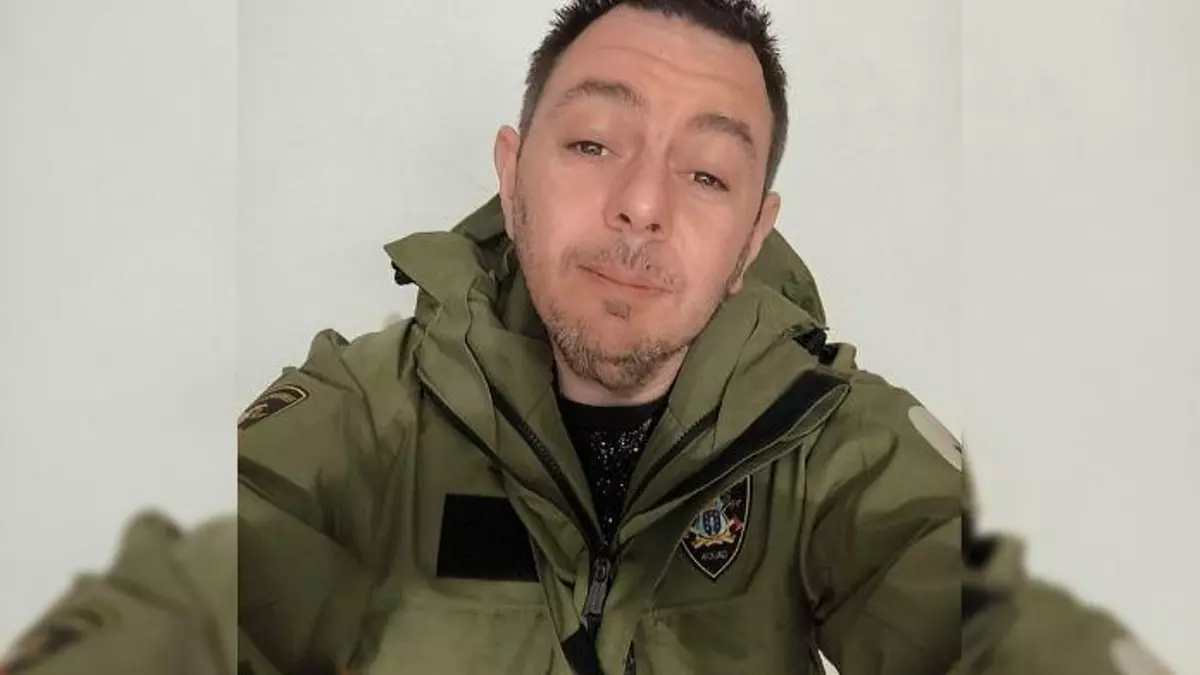 El bombero herido que estuvo tres horas cabeza abajo esperando por el helicóptero en Ourense: "Pensaba que ya no saldría con vida"