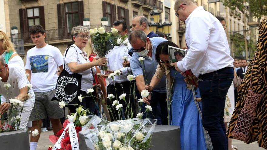Barcelona recorda les víctimes del 17-A en la commemoració dels cinc anys dels atemptats