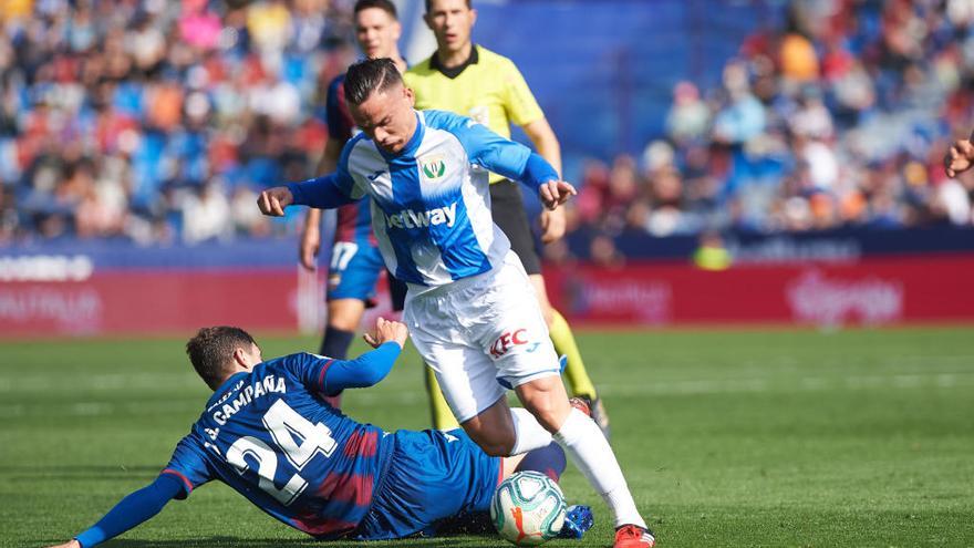 El Levante UD recupera el colchón de seguridad