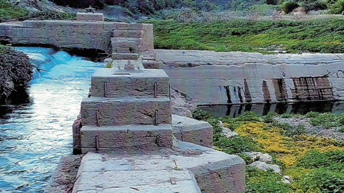 Un libro recoge la historia del riego en Algar