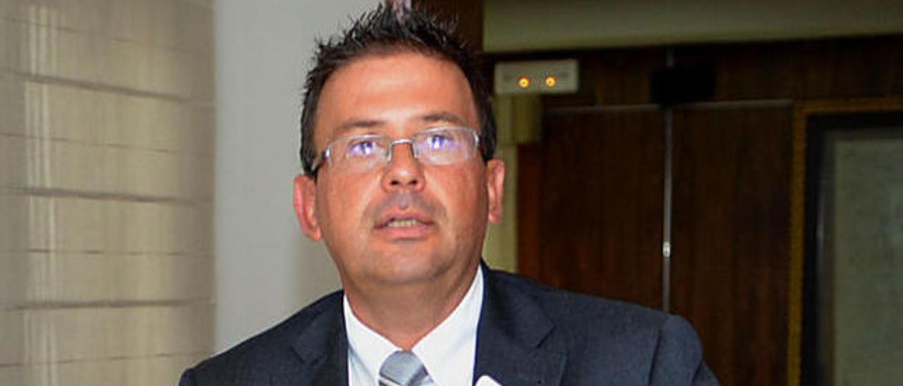 Ibarra acusa al Estado de entorpecer el desarrollo de los proyectos del Puerto