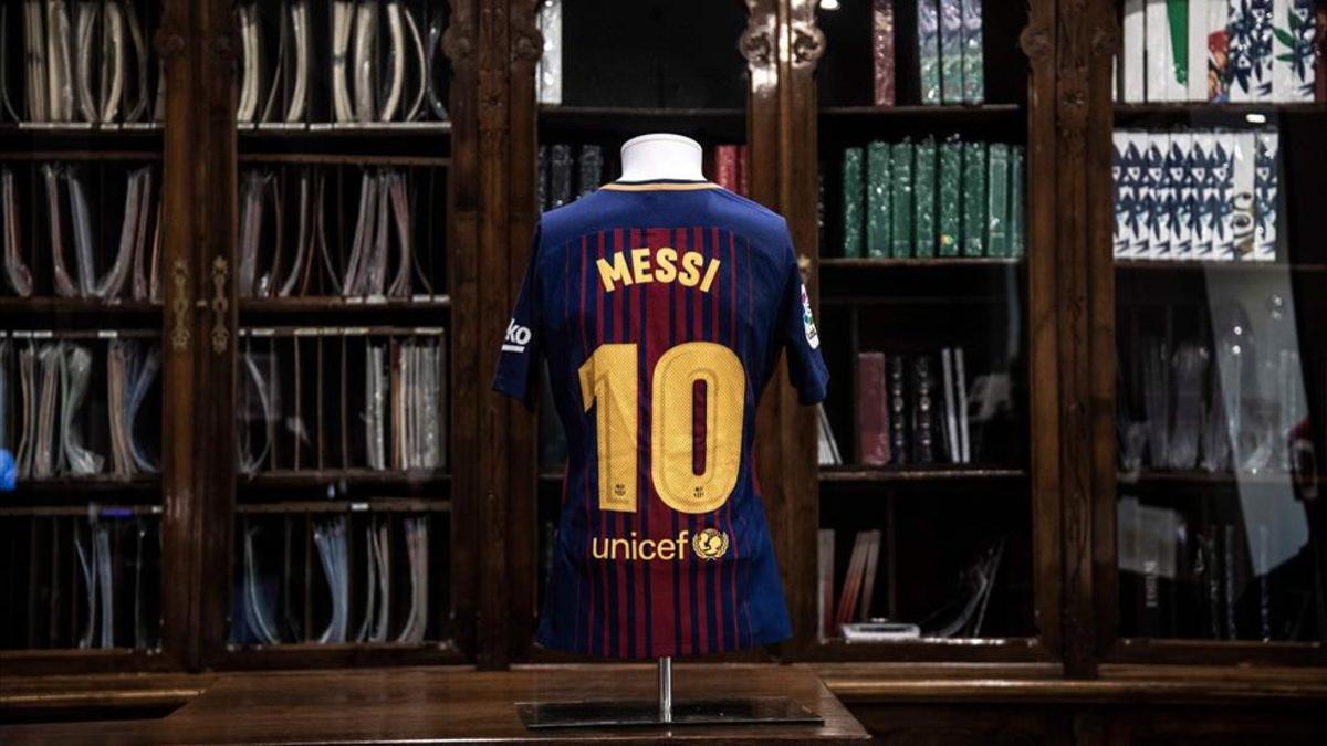 Camisetas de Leo Messi salen a subasta
