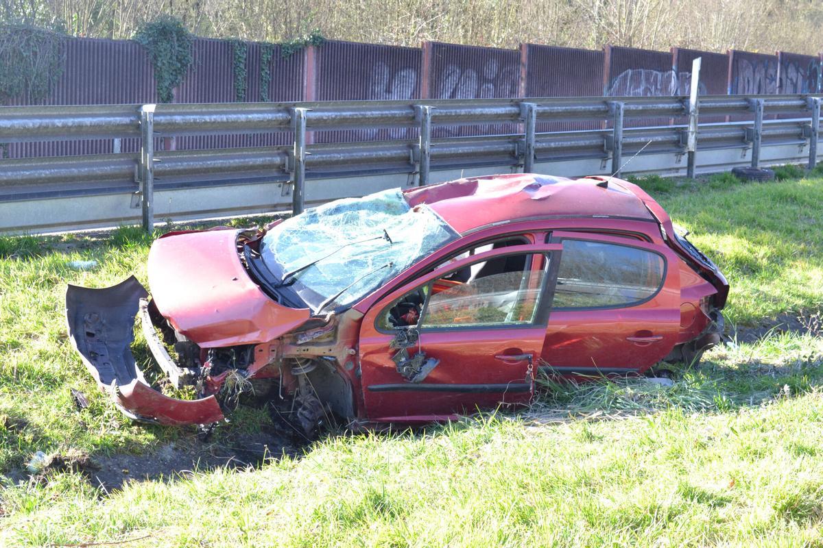 El coche accidentado.