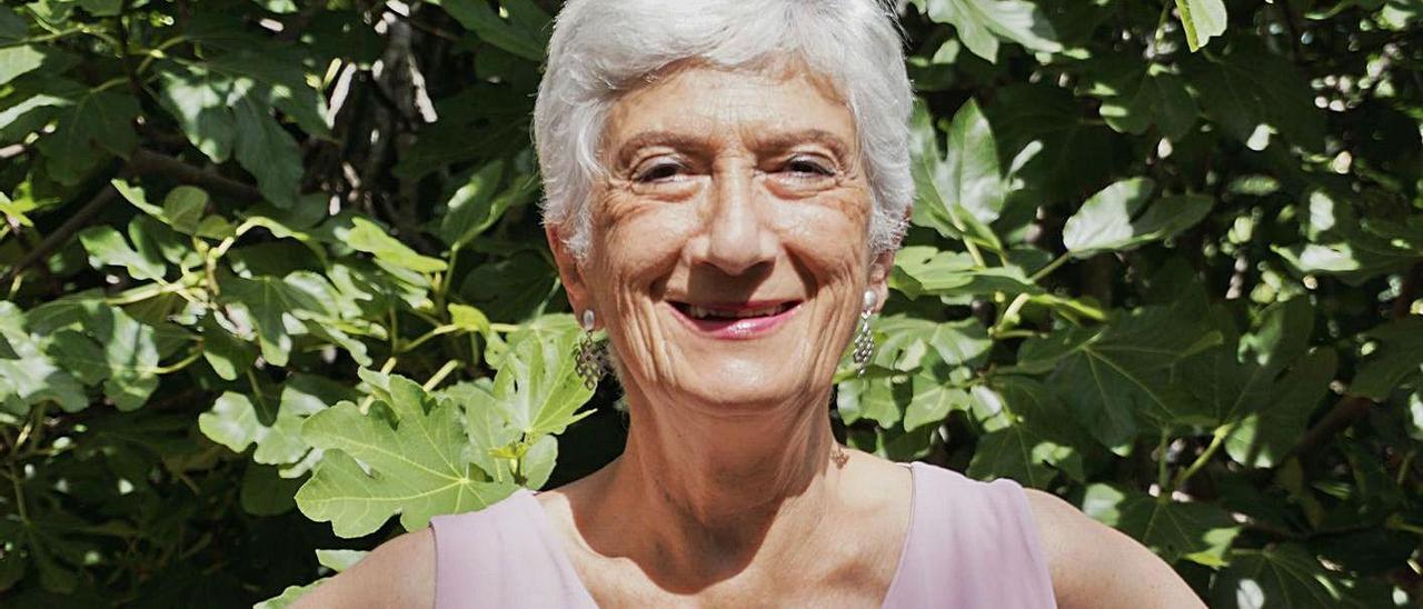 La historiadora Eusèbia Rayó, autora entre otros libros de ‘Reines de Mallorques’. | MIGUEL ÁNGEL PONCE
