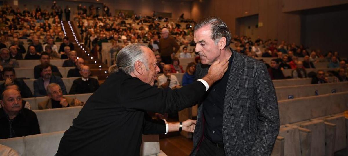 Vidal se postula a la presidencia con un acuerdo con Abanca bajo el brazo