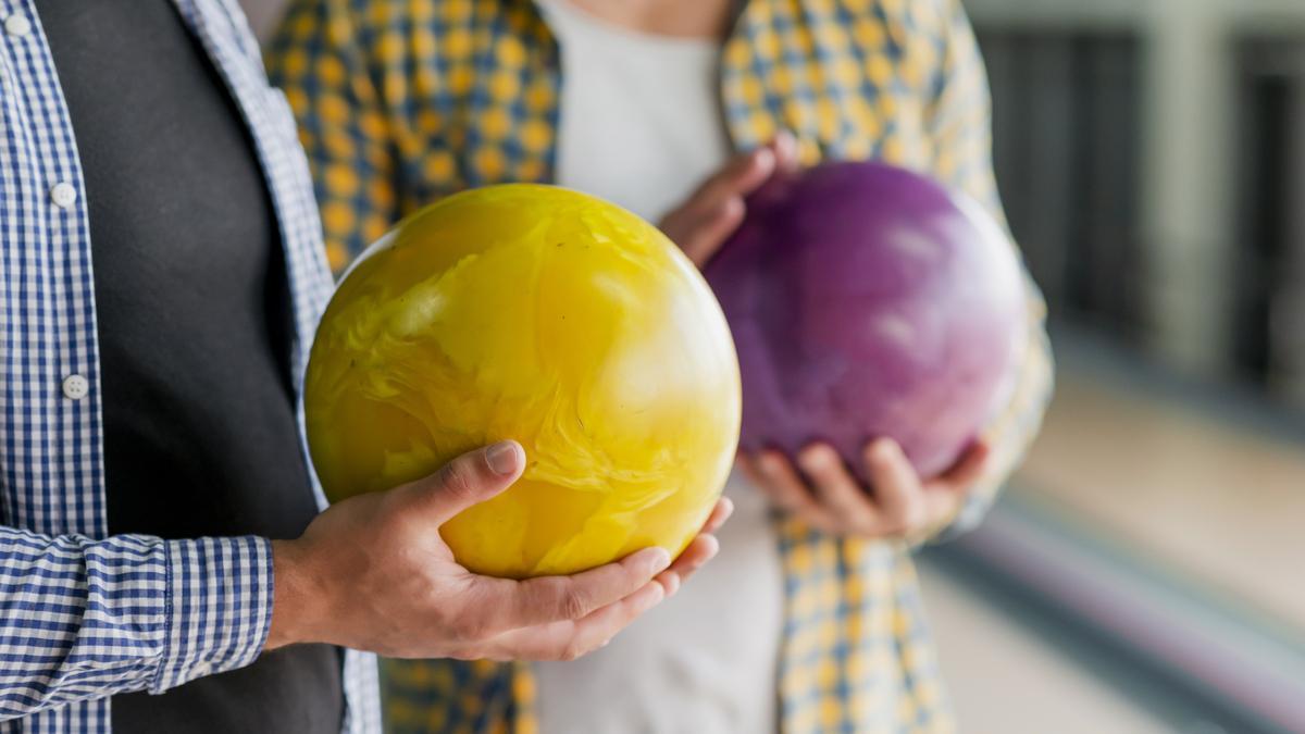 Beneficios del bowling en personas mayores