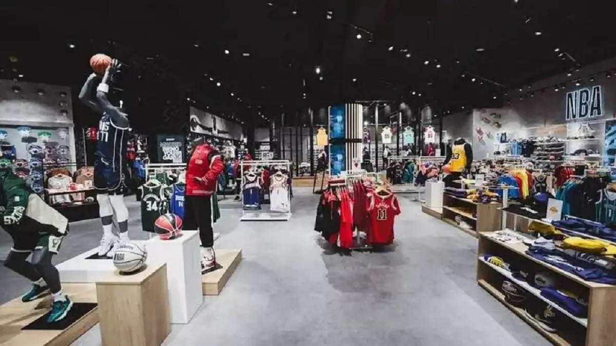 La cadena Basketball Emotion abre una tienda en el centro Plaza Mayor de Málaga