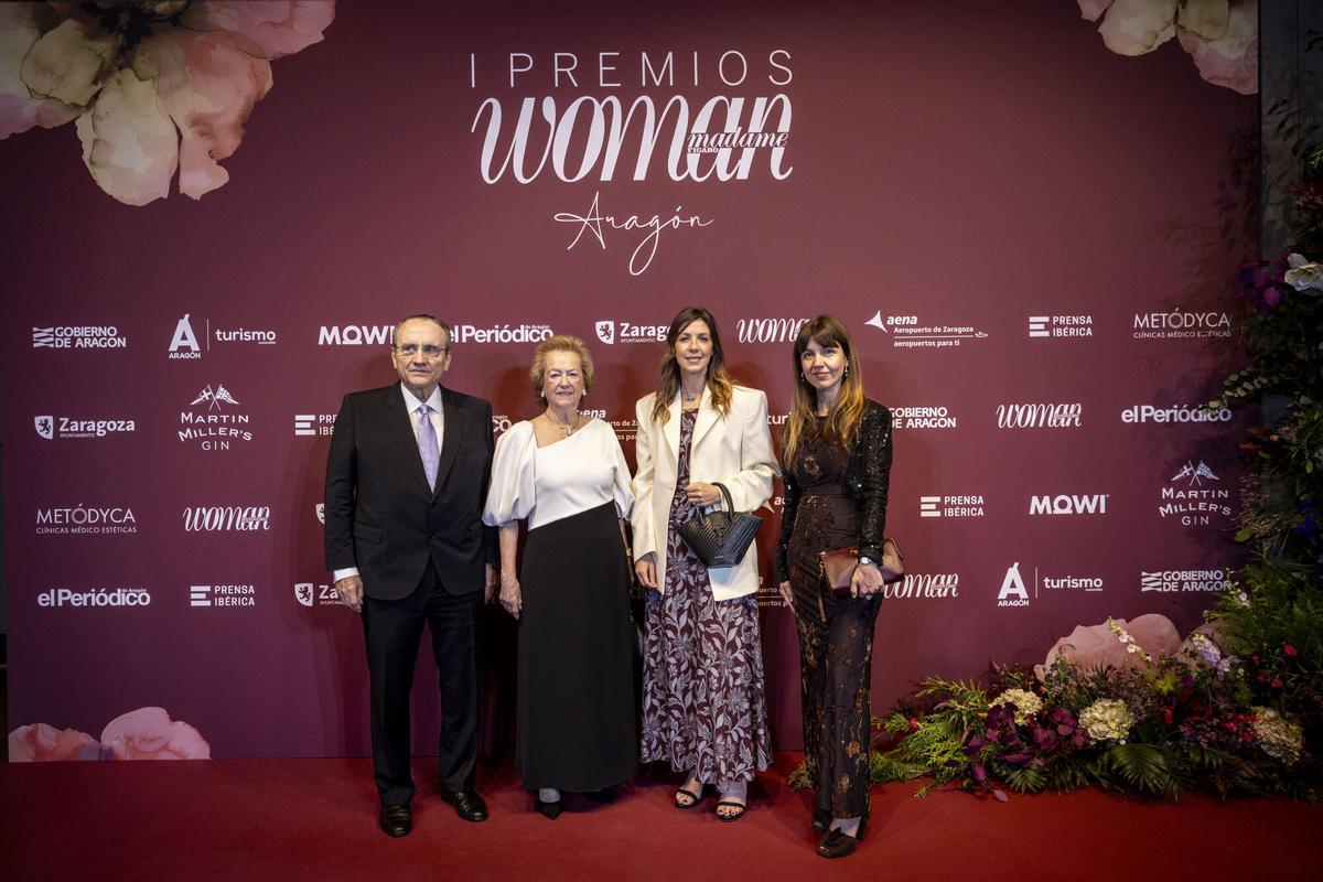 En imágenes| La alfombra roja de los Premios Woman Aragón