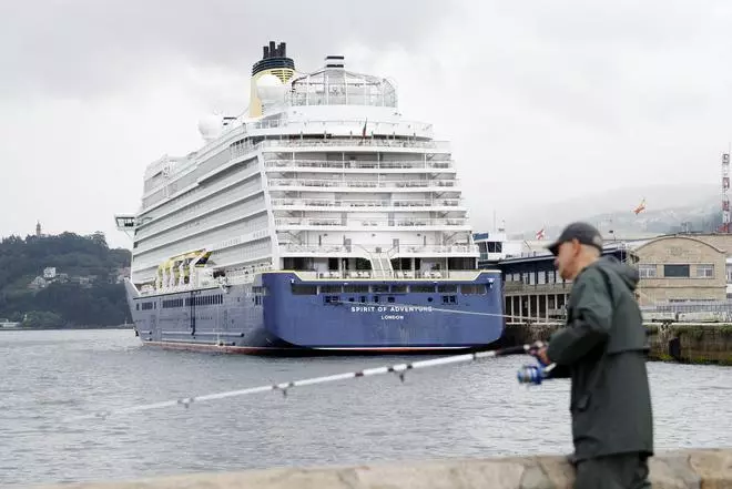 Un crucero para mayores de 50 años: arriba a Vigo el 'Spirit of Adventure'