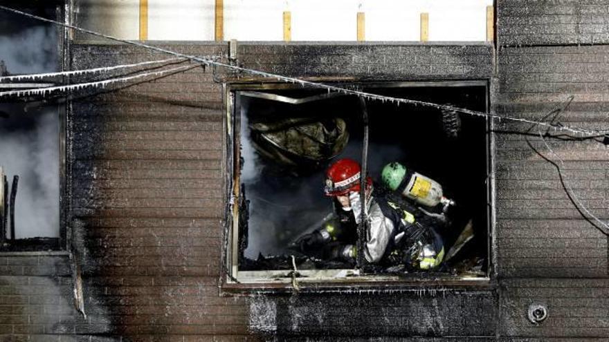 Japó Almenys 11 morts en un incendi