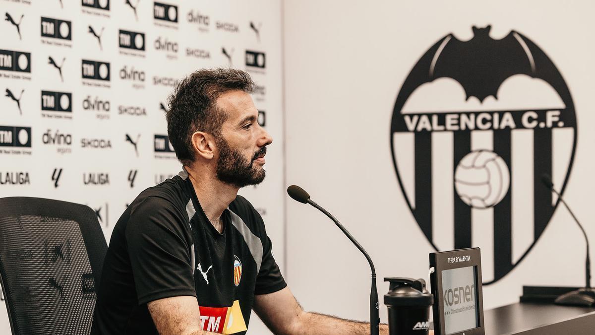 VÍDEO | La rajada de Carlos Corberán sobre el horario del Valencia-Betis