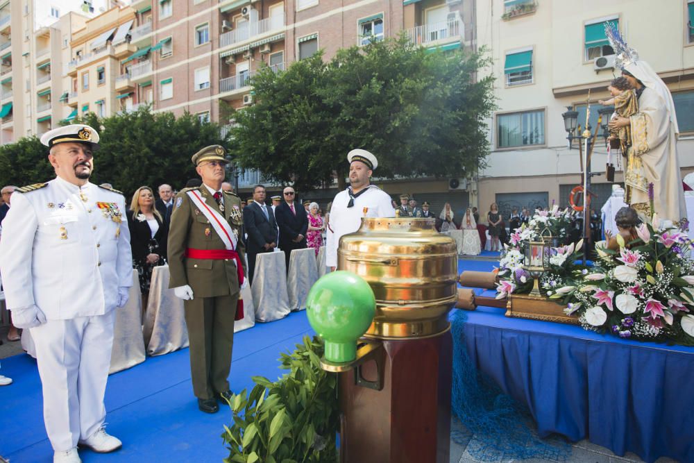 Procesión de la Virgen del Carmen en el Puerto de València