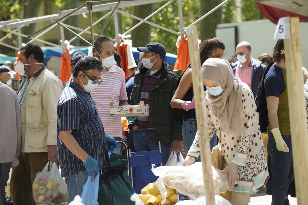 Imatges: EL mercat de Girona en un dissabte de confinament