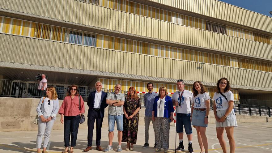 El colegio Ana María Navales gana el primer premio de Infantil y Primaria del evento 'Niñas en pie de ciencia'