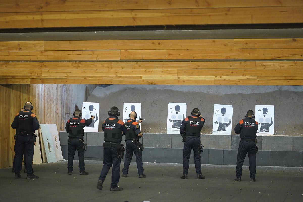 Així treballa i entrena l'ARRO dels Mossos de la regió policial de Girona