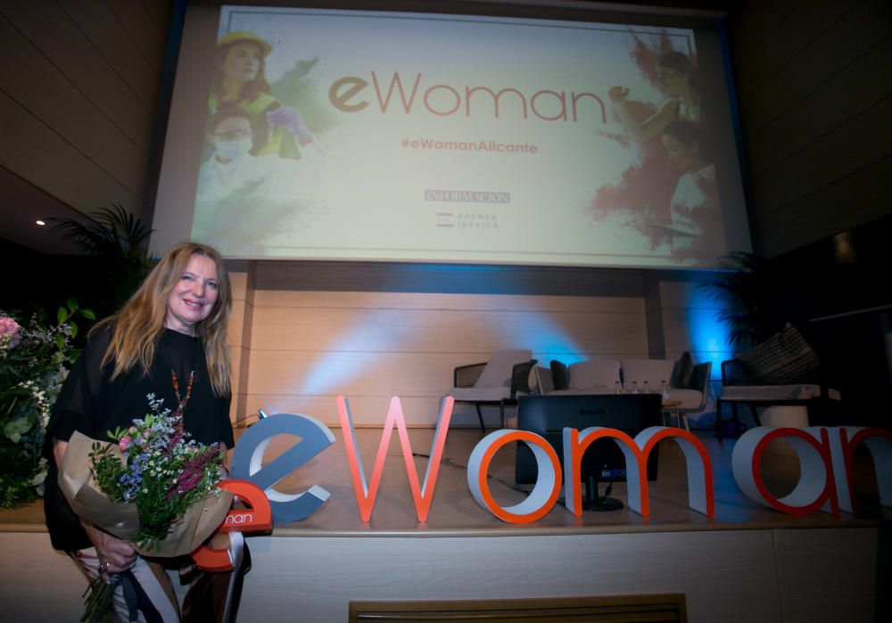 INFORMACIÓN entrega los galardones de la IV edición de los premios eWoman