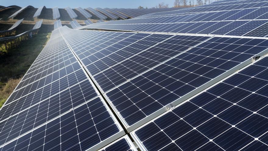 Nules, pionera en la instalación de una planta fotovoltaica sostenible