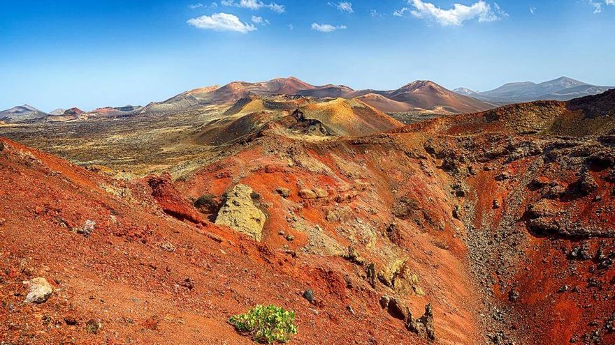 La oposición solicita evitar las colas en espacios naturales y centros turísticos