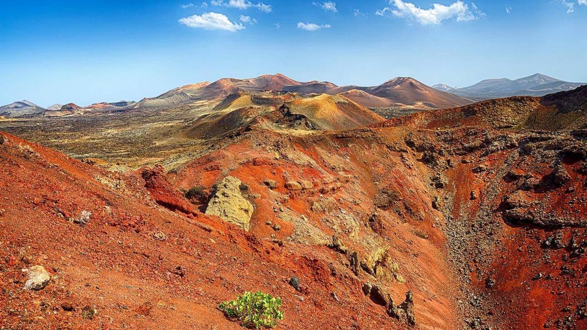 Vista de las Montañas del Fuego, en el Parque Nacional de Timanfaya.