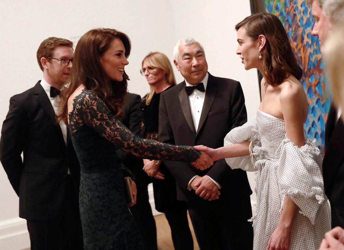 Portrait Gala 2017: Kate Middleton y Alexa Chung