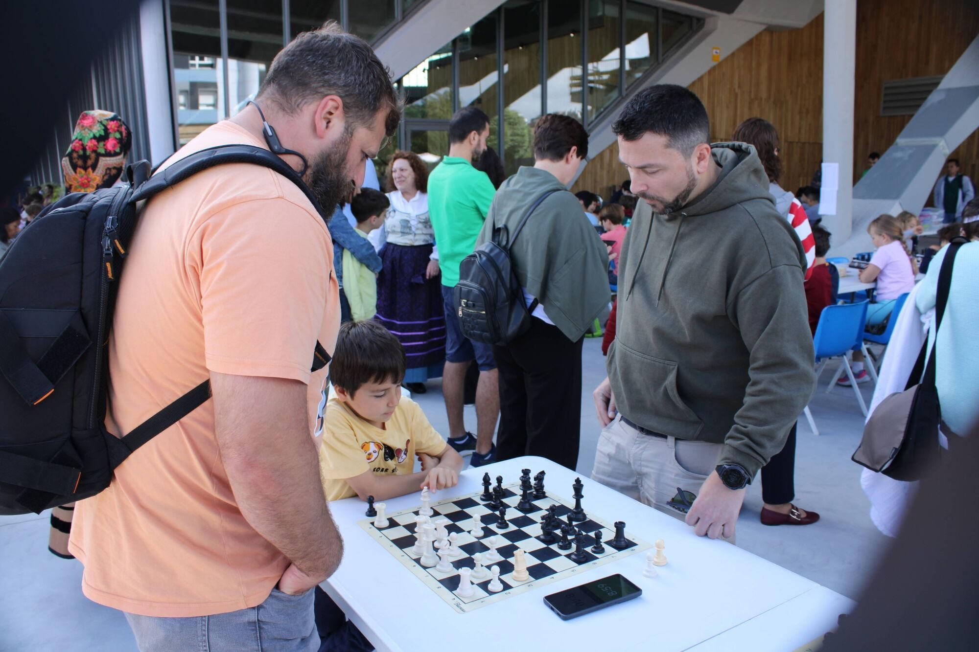 Hora: 11:00 Ubicación: Oviedo-Palacio de los Deportes. Evento: Jornada de puertas abiertas con exhibiciones deportivas.