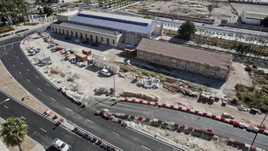 Vecinos califican de «chapuza» las obras del acceso sur a Alicante