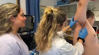 El Hospital de Alicante cuenta con una consulta novedosa en una enfermedad grave y crónica de la piel