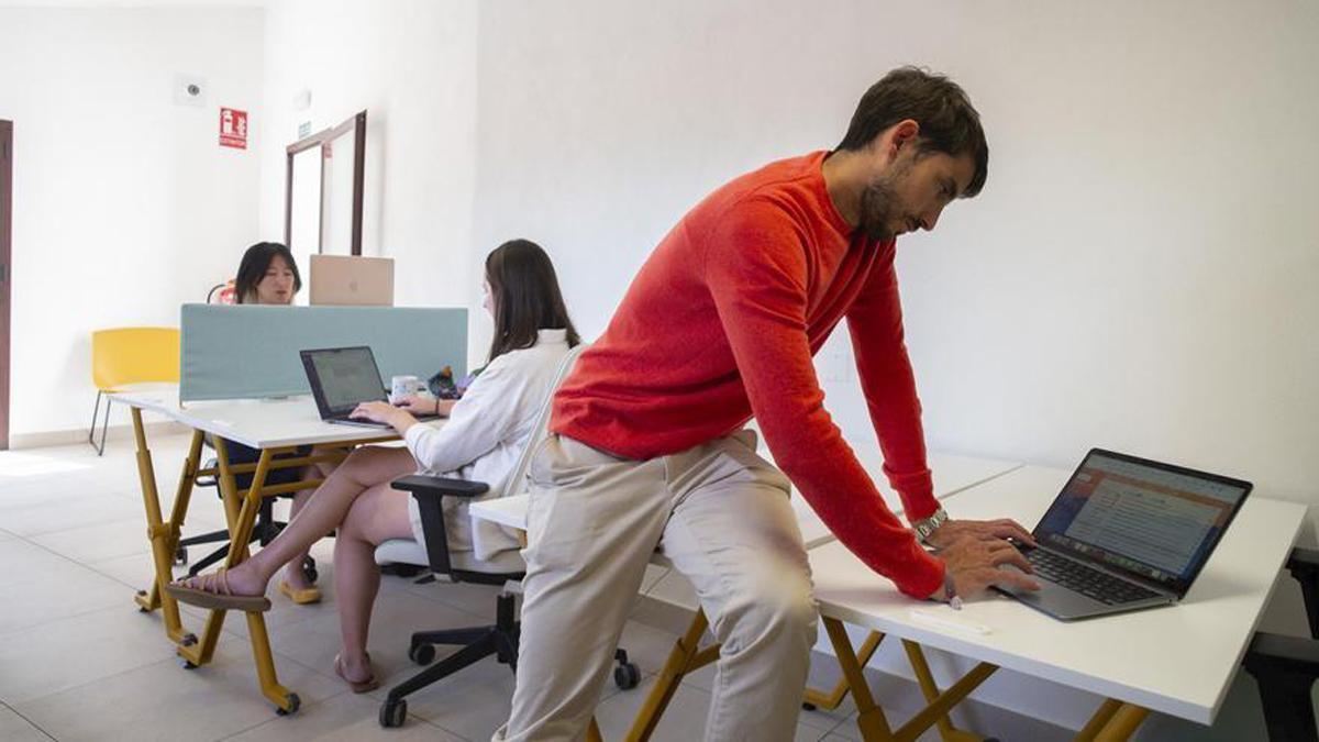 Nómadas digitales en Benarrabá, Málaga.
