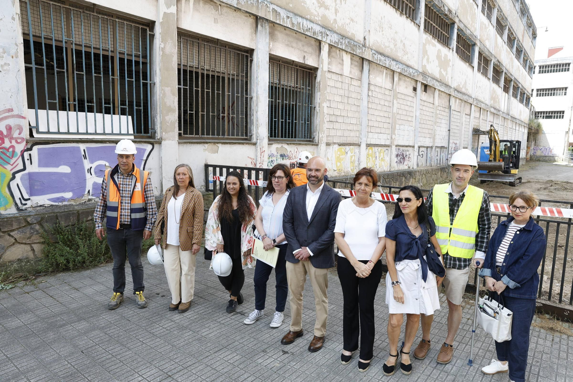 Así avanza la demolición de la nave de Flex