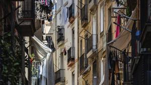 Els pisos amb més de 10 empadronats es cronifiquen