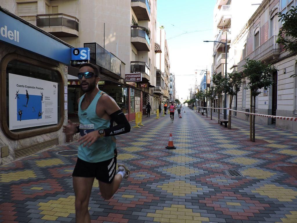 Estos todas las imágenes de la Media Maratón de Águilas