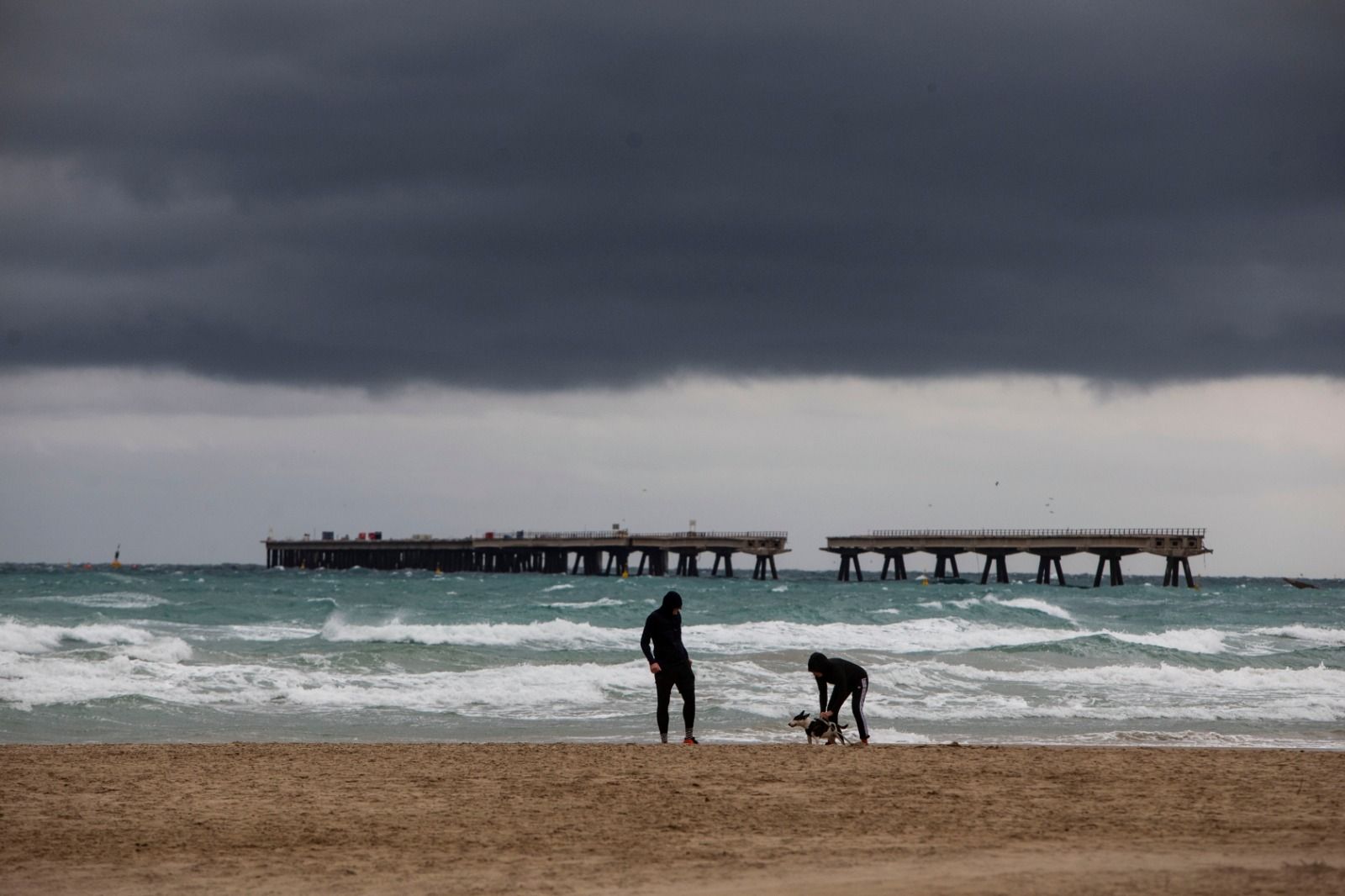 Vuelven las lluvias a València tras un fin de semana cálido