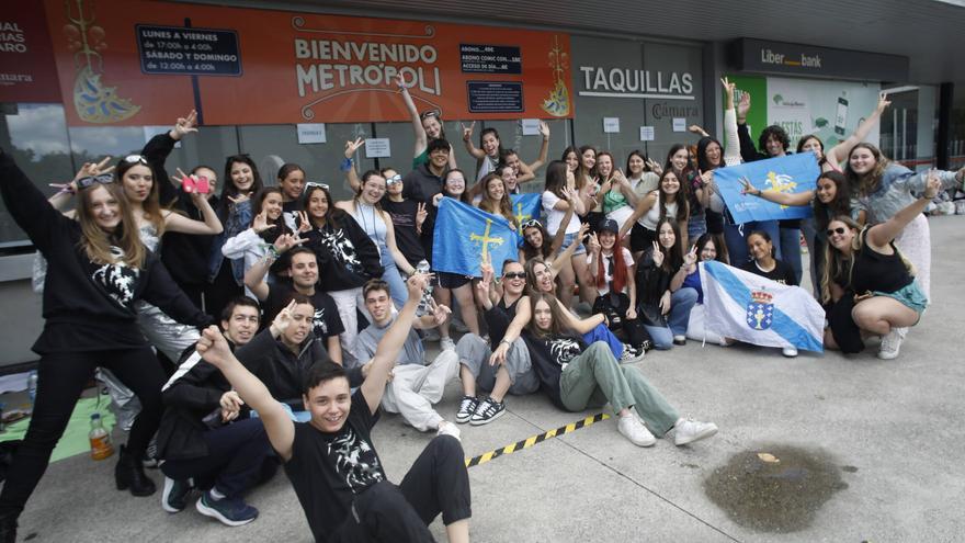 Máxima expectación en Gijón para recibir a Lola Índigo: ya hay colas para la inauguración de Metropoli