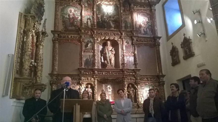 El retablo de Santa Catalina de Baños de Montemayor ya se puede contemplar en la parroquia