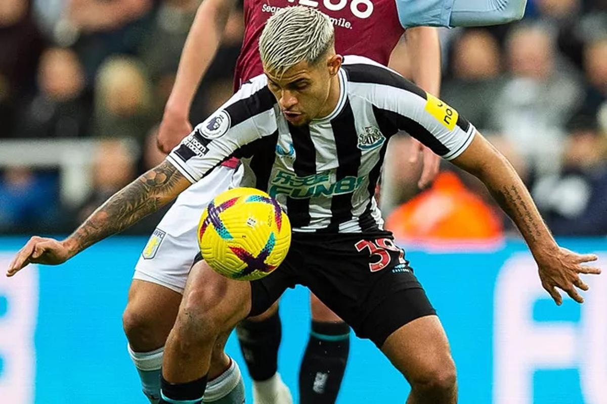 Bruno Guimarães con el Newcastle
