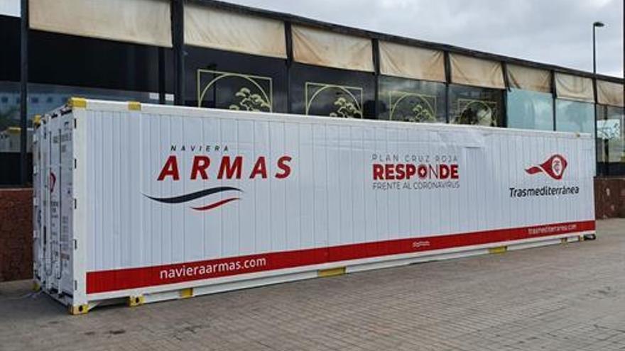 Naviera Armas cede a Cruz Roja un contenedor para almacenar alimentos