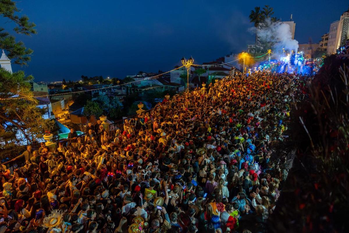 La organización asegura que el coso de La Orotava reunió a 20.000 personas.