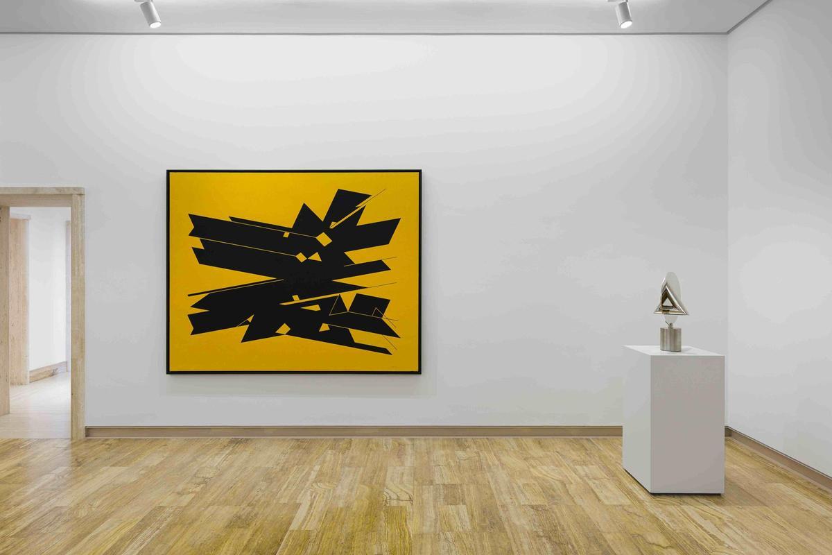 Pintura y escultura están presentes en esta exposición.