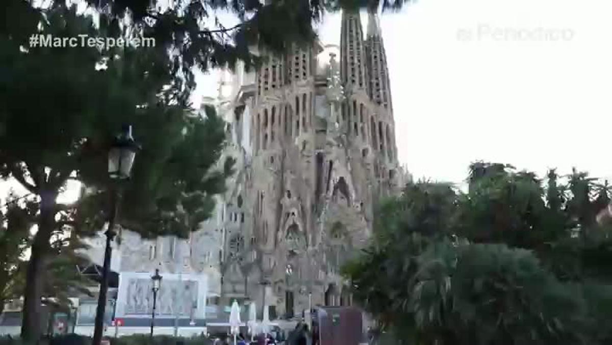 Visita a la Sagrada Família dels impulsors del primer congrés mundial sobre Gaudí.