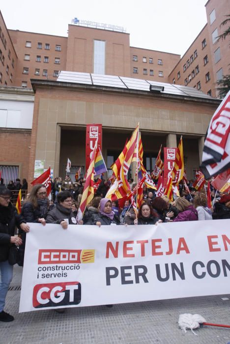 Mobilització a Girona amb motiu de la vaga feminista