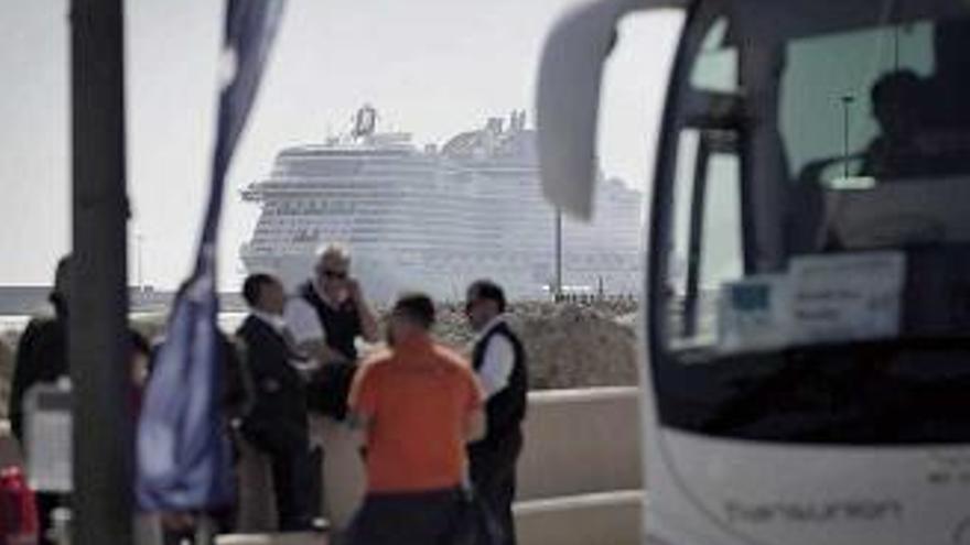 Un crucero procedente de Italia llega a Mallorca con 3.000 personas
