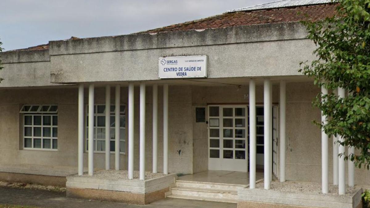 Centro de salud de Vedra que este año será sometido a una reforma integral.