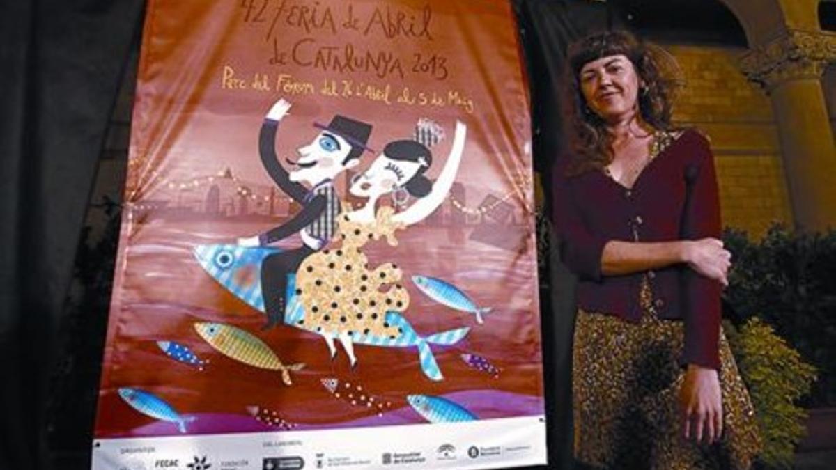 La ilustradora Àfrica Fanlo, ayer, junto al cartel oficial de la Feria de Abril.