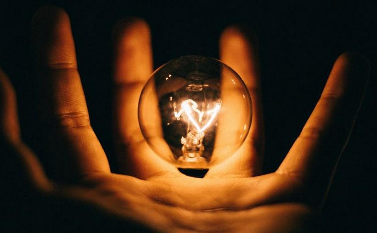 ¿Qué cantidad de electricidad puede soportar el cuerpo humano?