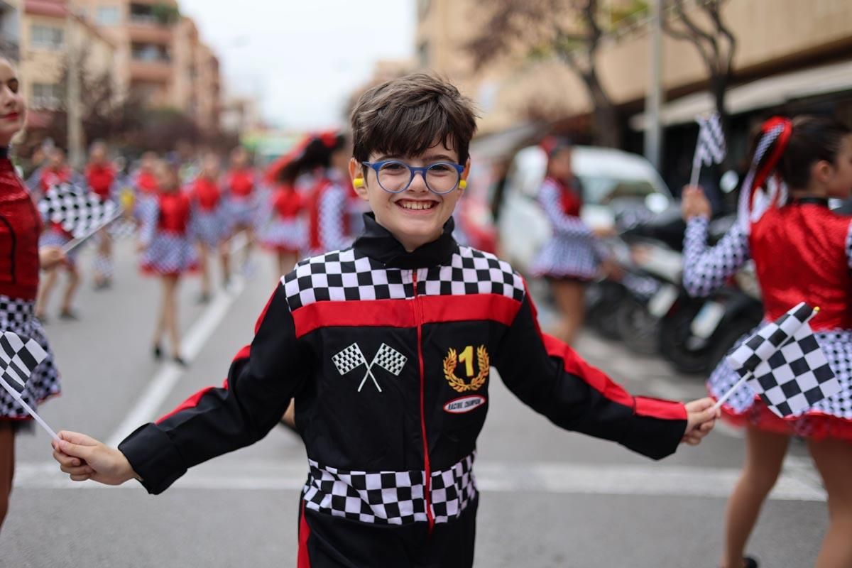 Búscate en las imágenes de la rúa de Carnaval de Ibiza