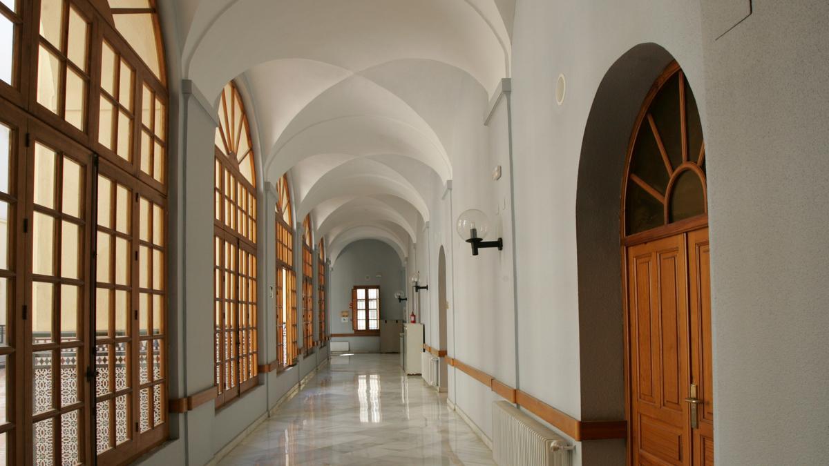 El antiguo hospital de San Sebastián ocupa una manzana completa, con una superficie de 6.160 metros cuadrados.