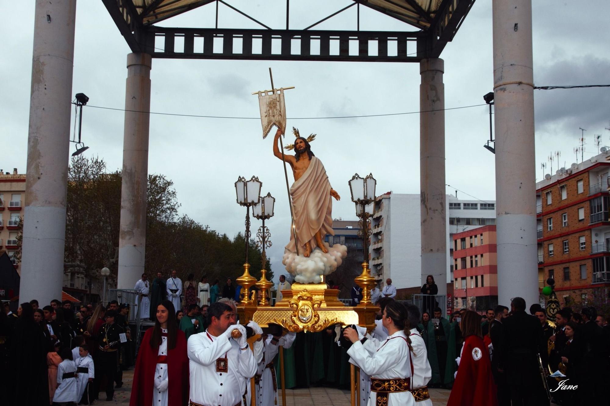 Las imágenes del Domingo de Resurrección en Oliva