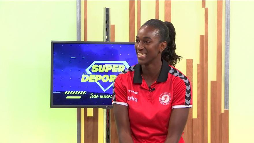 Shandy Barbosa, la jugadora del BM Morvedre, en Superdeportes de Levante TV