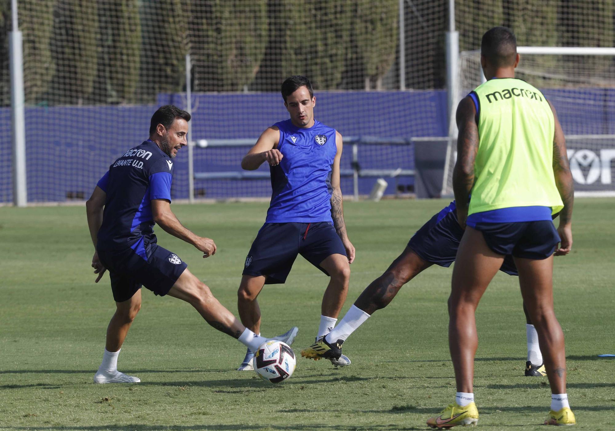 Sesión en Buñol del Levante UD